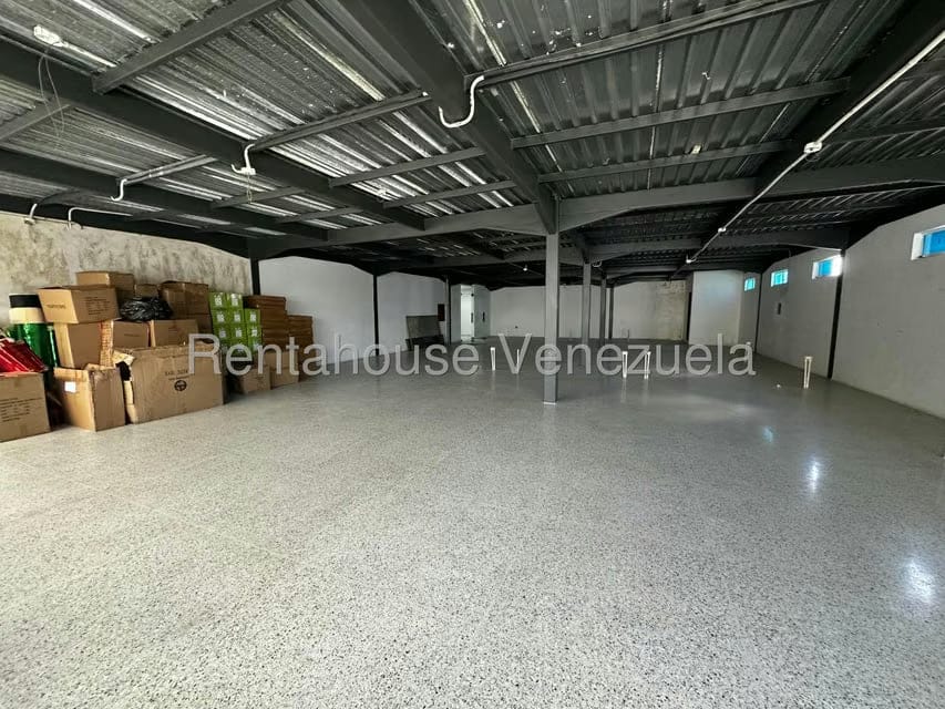 Comercial (Local Comercial) en Alquiler en Parroquia Concepcion, Lara - 16