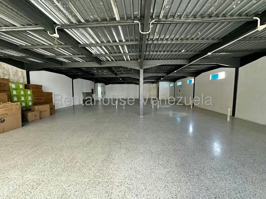 Comercial (Local Comercial) en Alquiler en Parroquia Concepcion, Lara - 24