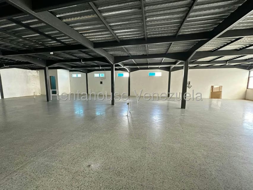 Comercial (Local Comercial) en Alquiler en Parroquia Concepcion, Lara - 27
