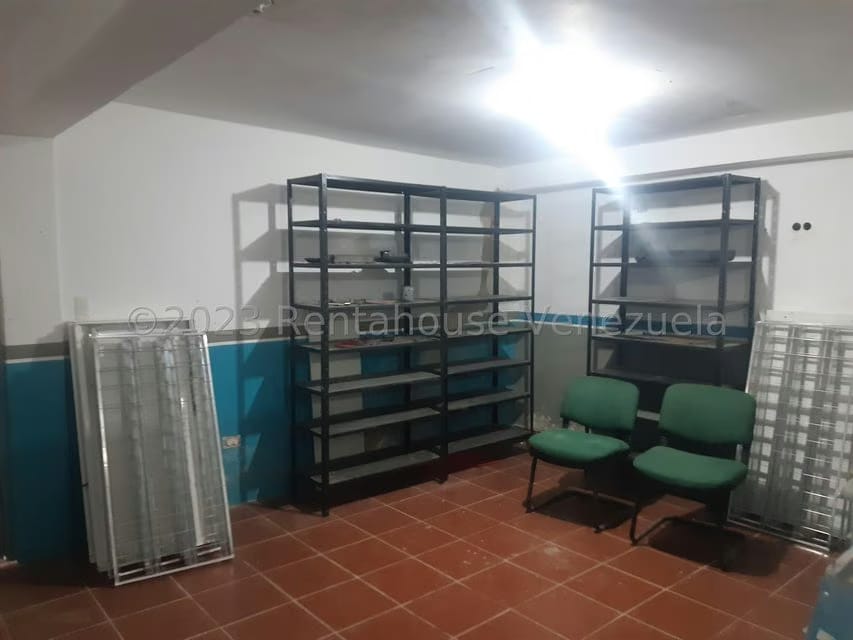 Comercial (Galpon - Deposito) en Alquiler en La 'L', Zulia - 3