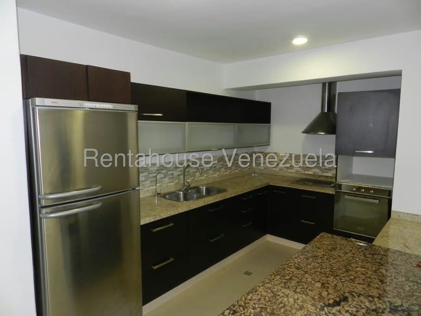 Apartamento (1 Nivel) en Alquiler en La Union, Distrito Metropolitano - 2