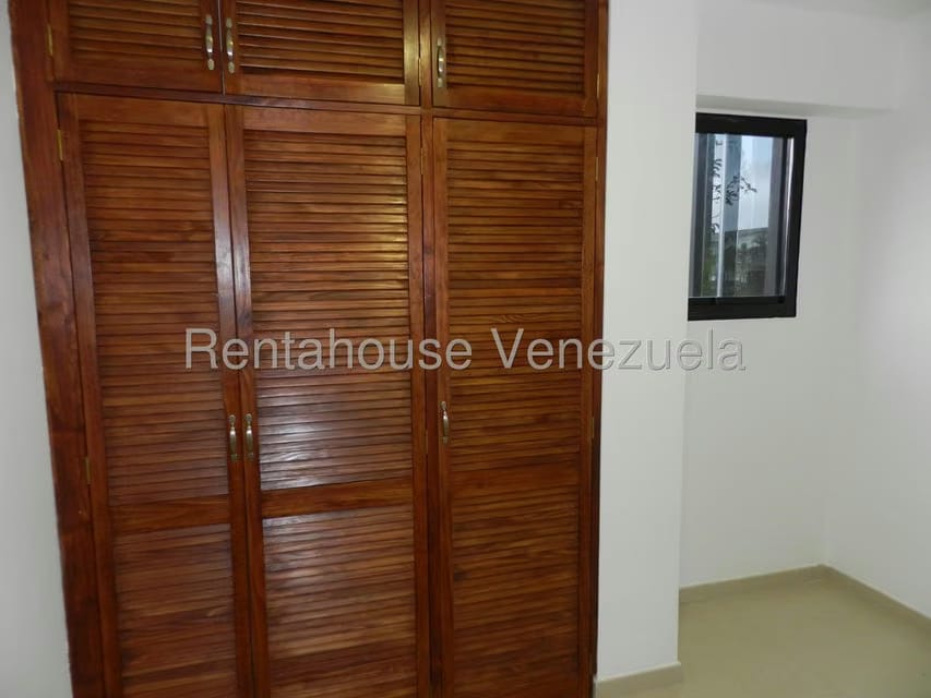 Apartamento (1 Nivel) en Alquiler en La Union, Distrito Metropolitano - 13