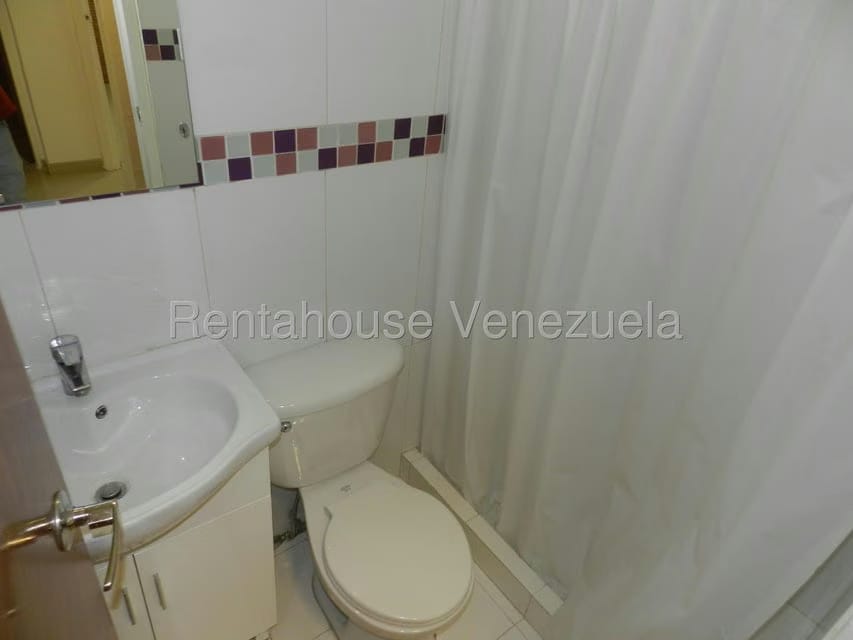 Apartamento (1 Nivel) en Alquiler en La Union, Distrito Metropolitano - 15