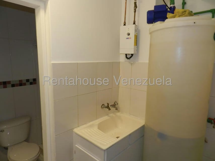 Apartamento (1 Nivel) en Alquiler en La Union, Distrito Metropolitano - 18
