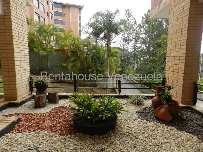 Apartamento (1 Nivel) en Alquiler en La Union, Distrito Metropolitano - 23