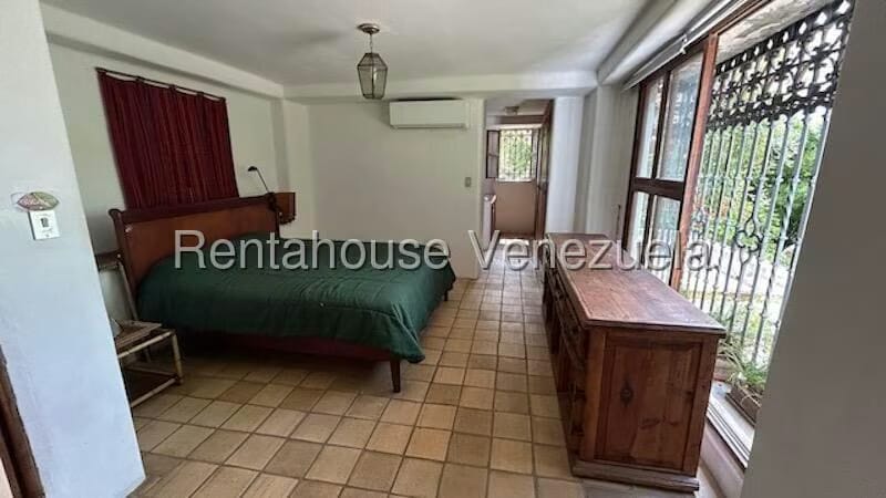 Casa (Duplex) en Venta en Oripoto, Distrito Metropolitano - 13