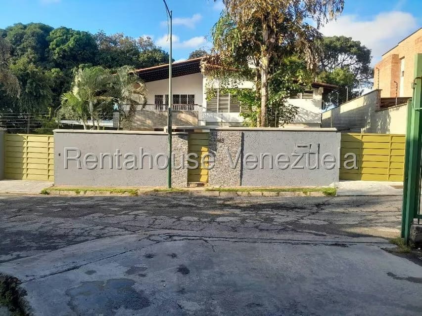 Casa (Duplex) en Venta en El Marques, Distrito Metropolitano