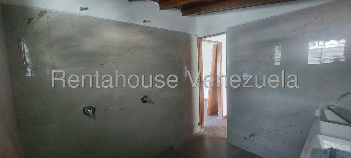 Casa (Duplex) en Venta en El Marques, Distrito Metropolitano - 25