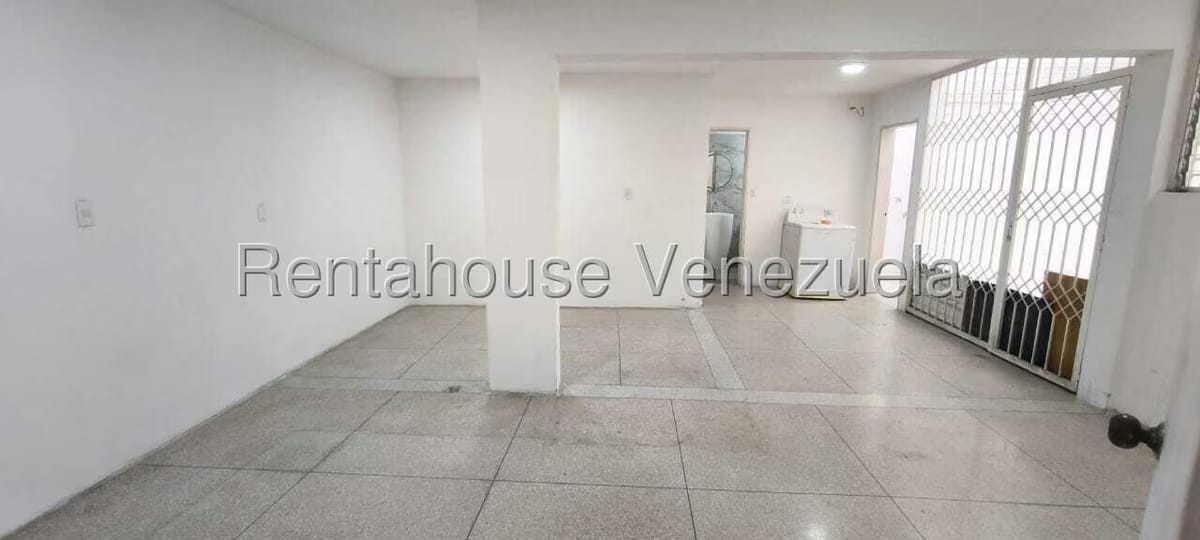 Casa (Duplex) en Venta en El Marques, Distrito Metropolitano - 40