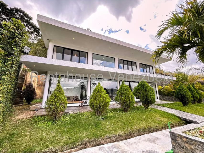 Casa (Duplex) en Venta en Club de Campo, Miranda - 60