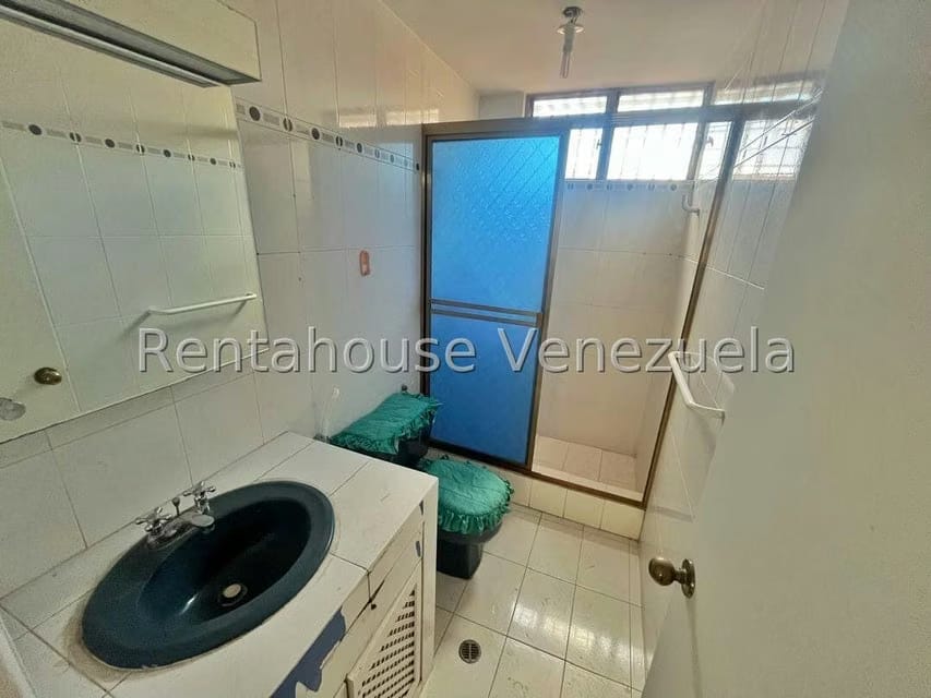 Casa (Duplex) en Alquiler en La Tahona, Distrito Metropolitano - 22