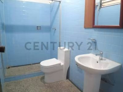 En Venta Local en Zona Comercial en Centro de Barquisimeto - 7