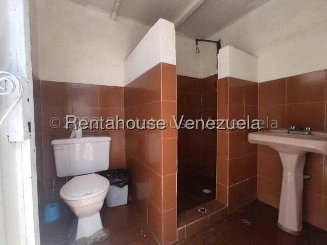 Casa (1 Nivel) en Venta en Zona Oeste, Lara - 21