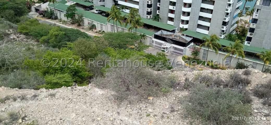 Terreno (Comercial) en Venta en Cerro El Morro, Anzoategui - 2