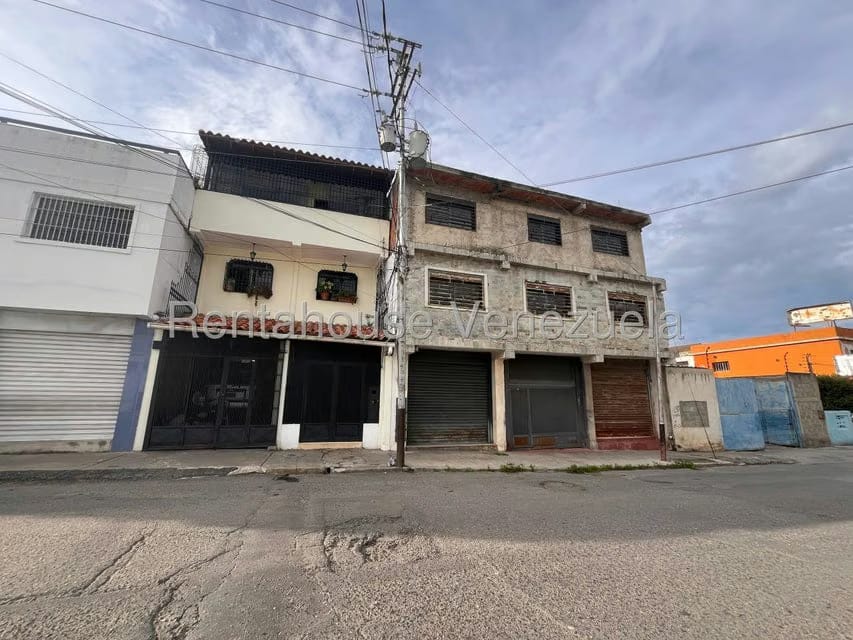Comercial (Local Comercial) en Alquiler en Centro, Lara - 2