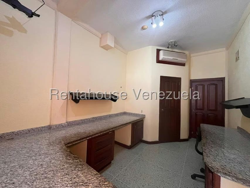 Comercial (Local Comercial) en Alquiler en Centro, Lara - 9
