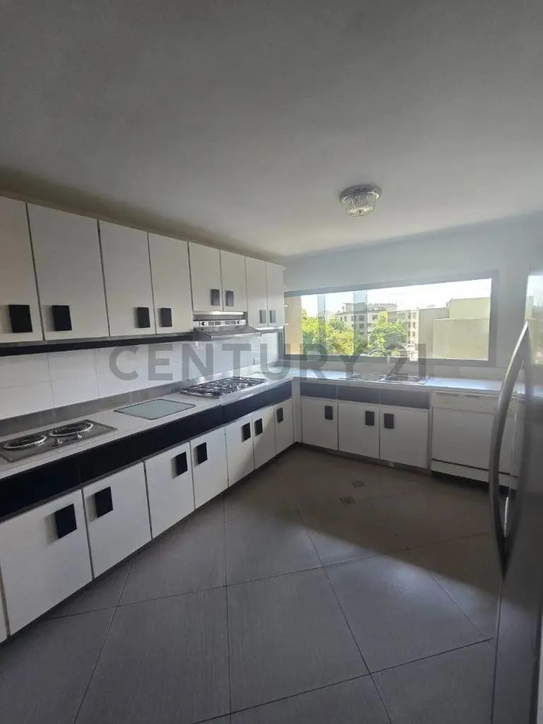 En Venta Apartamento en Altamira Norte | Frente al Colegio Britanico - 8