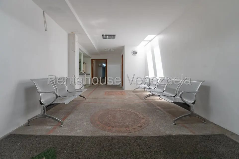 Comercial (Edificio) en Venta en Bello Monte, Distrito Metropolitano - 11