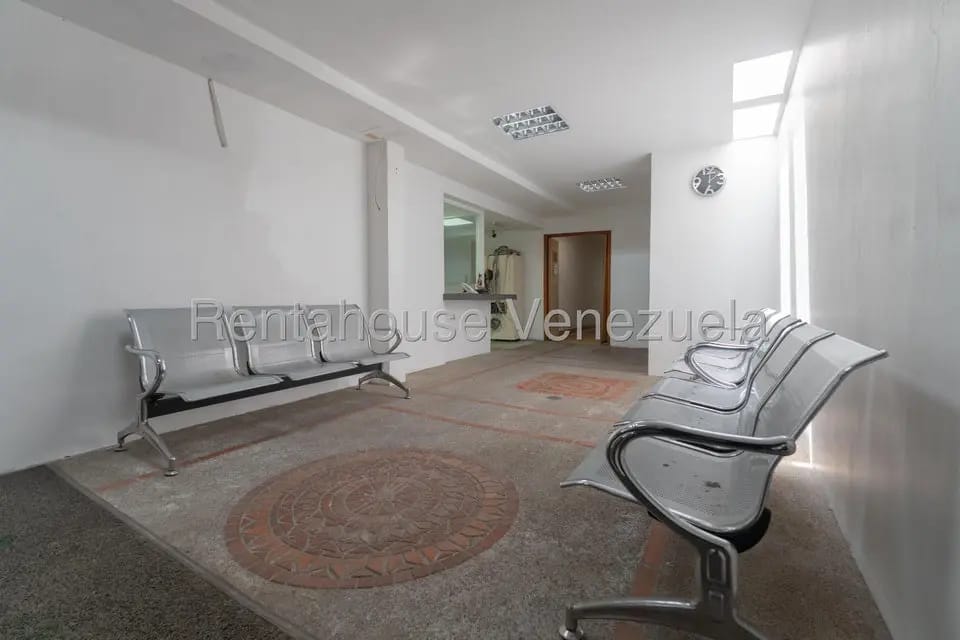 Comercial (Edificio) en Venta en Bello Monte, Distrito Metropolitano - 12