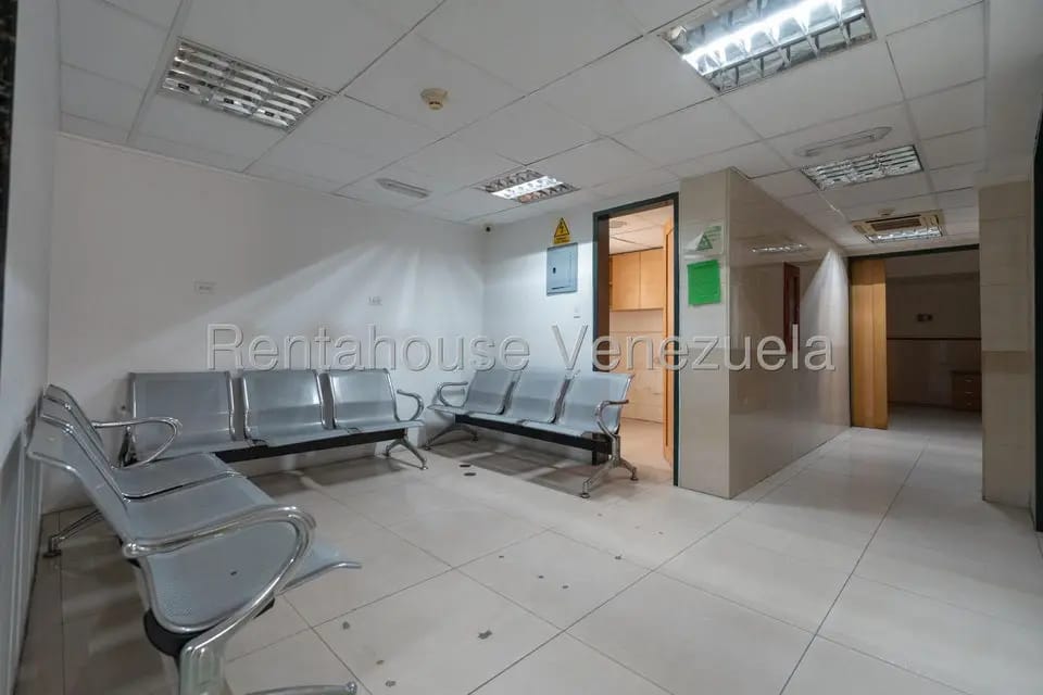 Comercial (Edificio) en Venta en Bello Monte, Distrito Metropolitano - 14