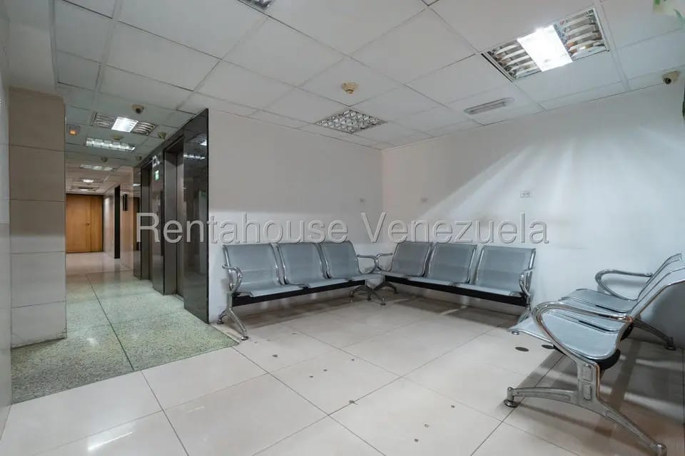 Comercial (Edificio) en Venta en Bello Monte, Distrito Metropolitano - 15