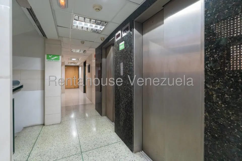 Comercial (Edificio) en Venta en Bello Monte, Distrito Metropolitano - 18