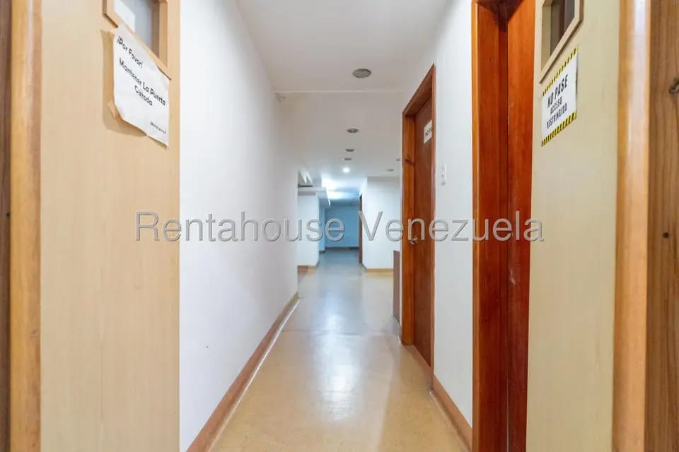 Comercial (Edificio) en Venta en Bello Monte, Distrito Metropolitano - 23
