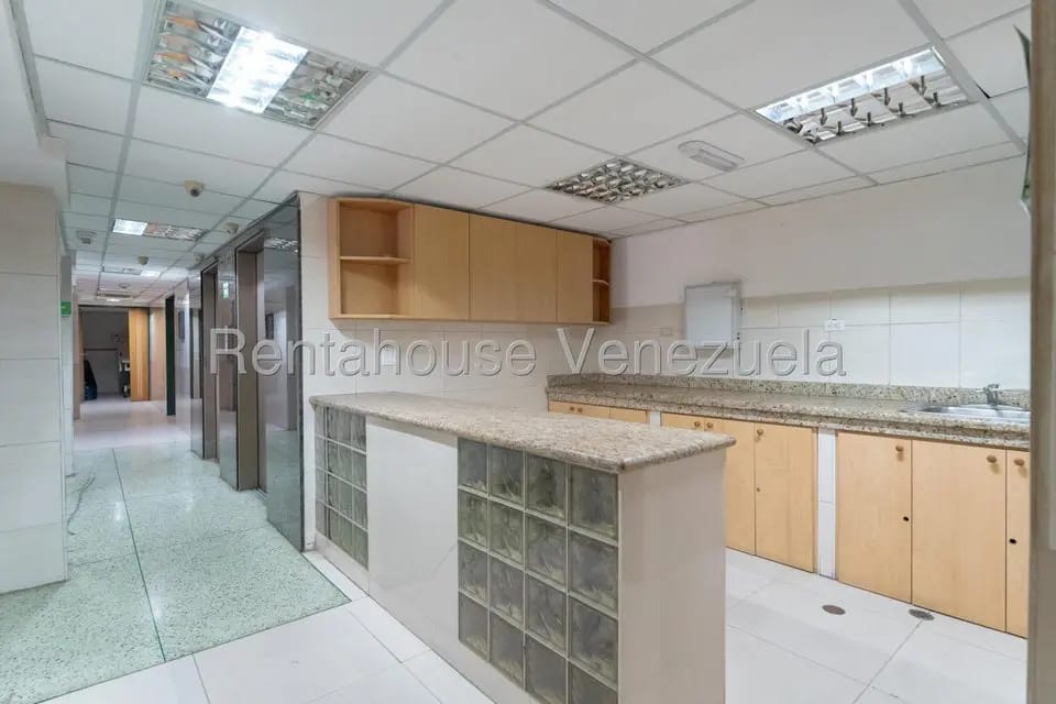 Comercial (Edificio) en Venta en Bello Monte, Distrito Metropolitano - 39