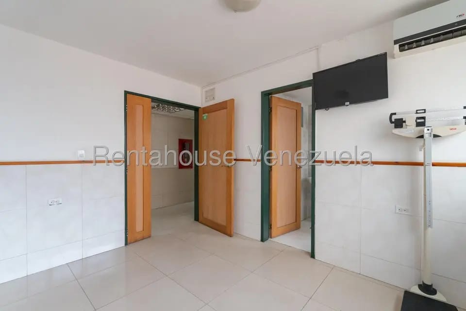 Comercial (Edificio) en Venta en Bello Monte, Distrito Metropolitano - 43