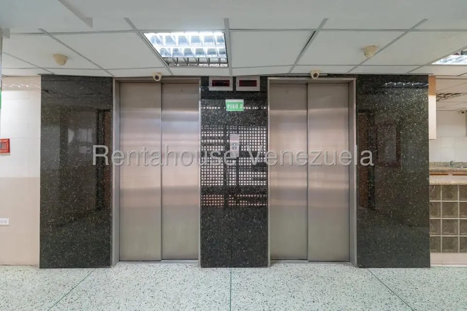 Comercial (Edificio) en Venta en Bello Monte, Distrito Metropolitano - 49