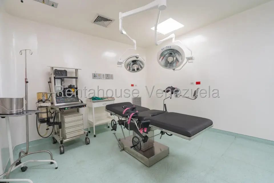 Comercial (Edificio) en Venta en Bello Monte, Distrito Metropolitano - 57