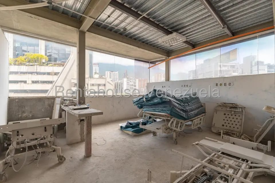 Comercial (Edificio) en Venta en Bello Monte, Distrito Metropolitano - 58