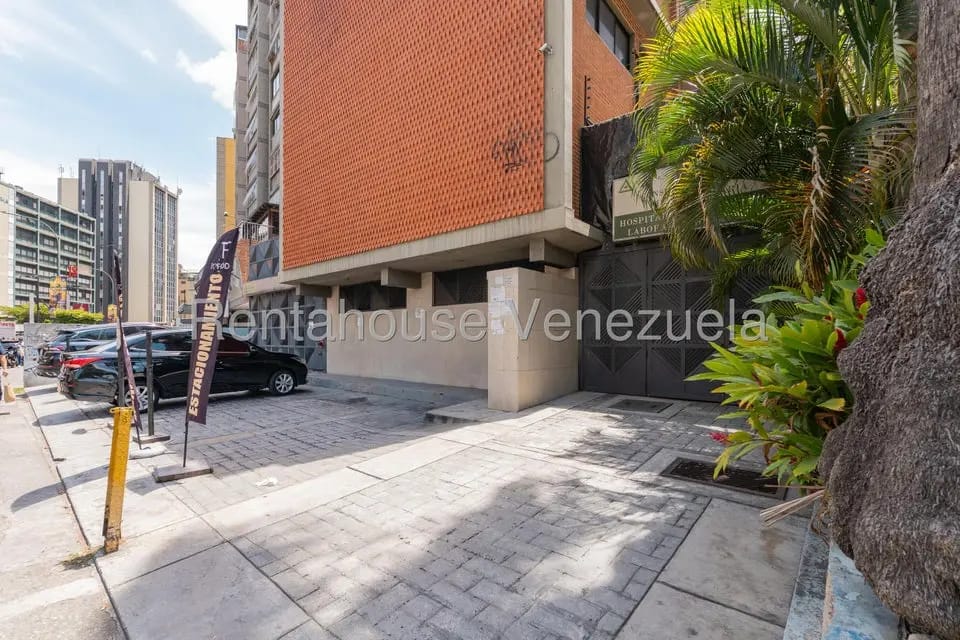 Comercial (Edificio) en Venta en Bello Monte, Distrito Metropolitano - 7