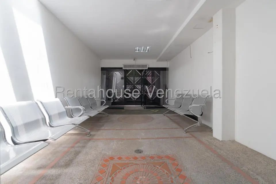 Comercial (Edificio) en Venta en Bello Monte, Distrito Metropolitano - 9