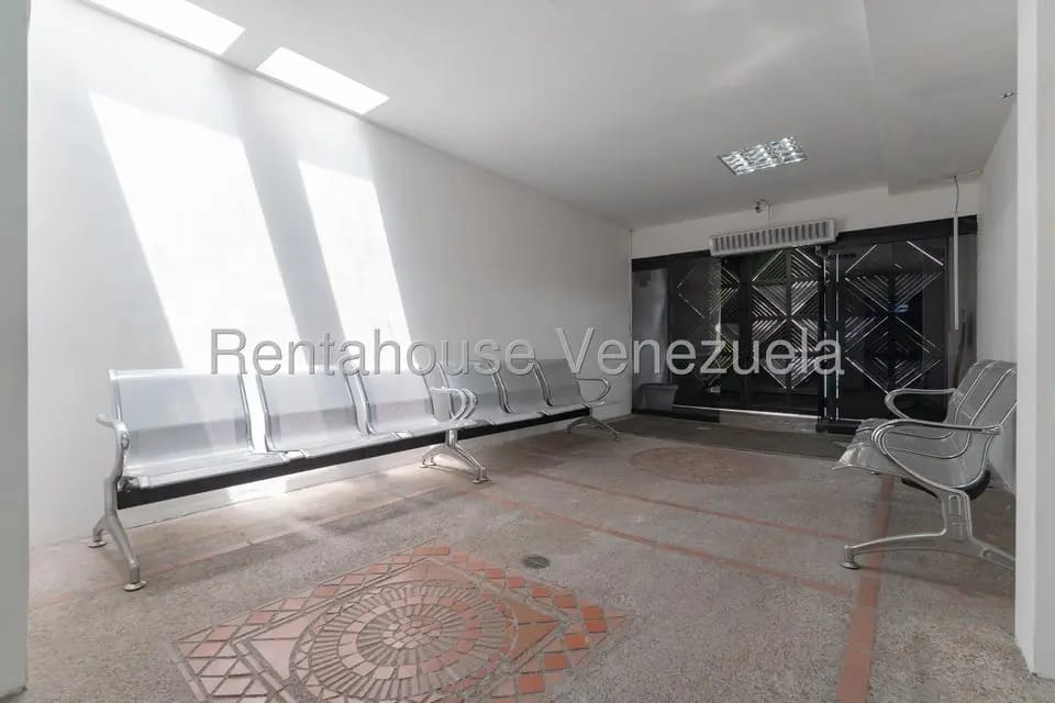 Comercial (Edificio) en Venta en Bello Monte, Distrito Metropolitano - 10