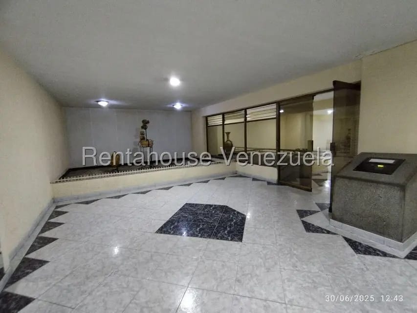 Apartamento (1 Nivel) en Venta en El Paraiso, Distrito Metropolitano - 11