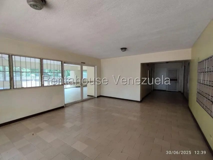 Apartamento (1 Nivel) en Venta en El Paraiso, Distrito Metropolitano - 17