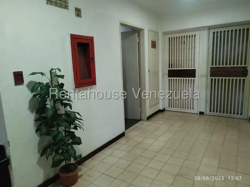 Apartamento (1 Nivel) en Venta en El Paraiso, Distrito Metropolitano - 20