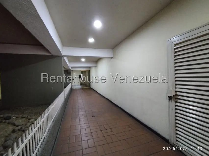 Apartamento (1 Nivel) en Venta en El Paraiso, Distrito Metropolitano - 9