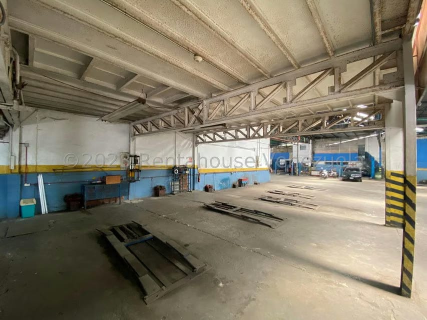 Comercial (Galpon - Deposito) en Venta en La Candelaria, Distrito Metropolitano - 6