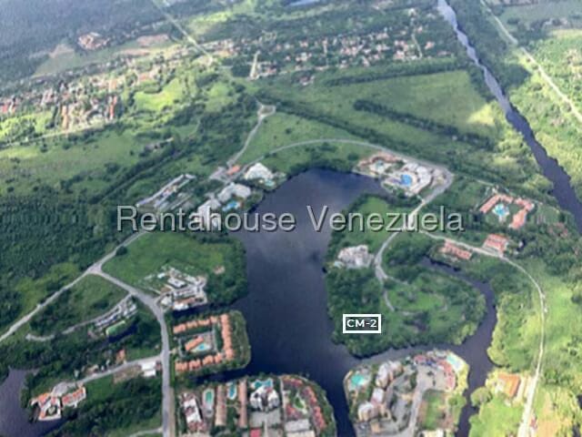 Terreno (Residencial) en Venta en Los Canales de Rio Chico, Miranda - 2