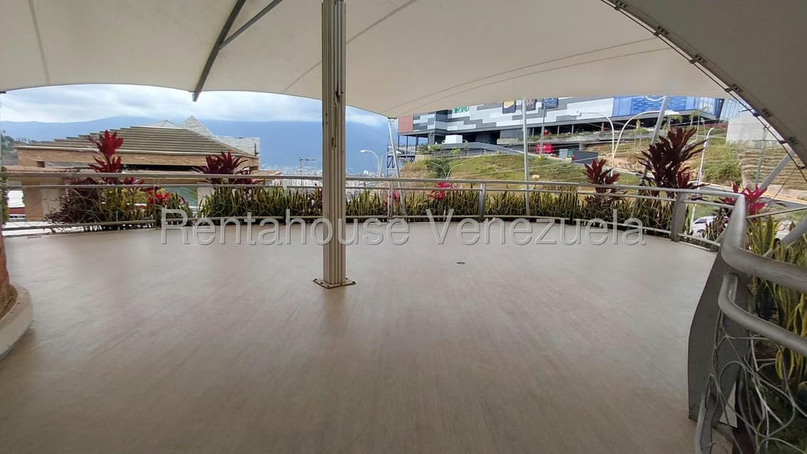 Comercial (Local Comercial) en Alquiler en Los Naranjos del Cafetal, Distrito Metropolitano - 6