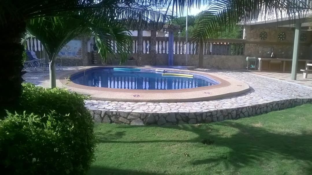 Casa (1 Nivel) en Venta en Ciudad Balneario Higuerote, Miranda - 33