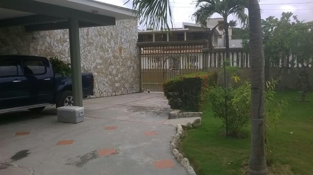 Casa (1 Nivel) en Venta en Ciudad Balneario Higuerote, Miranda - 63