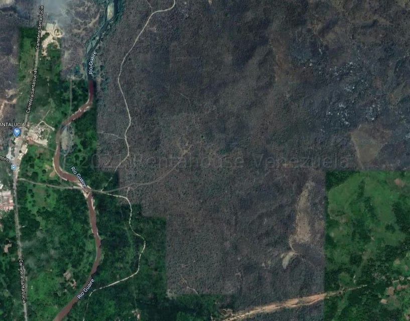 Terreno (Finca) en Venta en Santa Lucia, Miranda - 16