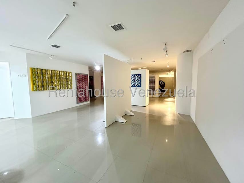 Comercial (Local Comercial) en Alquiler en El Rosal, Distrito Metropolitano - 6