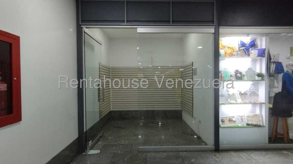 Comercial (Local Comercial) en Alquiler en Colinas de Valle Arriba, Distrito Metropolitano