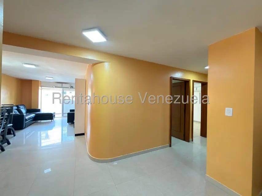 Apartamento (1 Nivel) en Alquiler en El Bosque, Aragua - 17