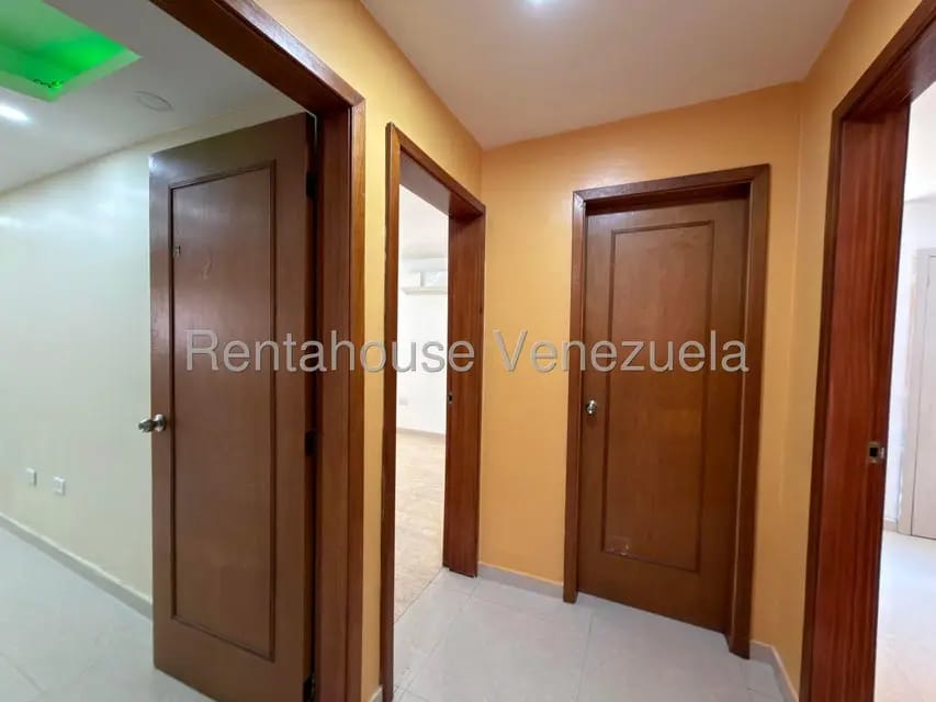 Apartamento (1 Nivel) en Alquiler en El Bosque, Aragua - 19