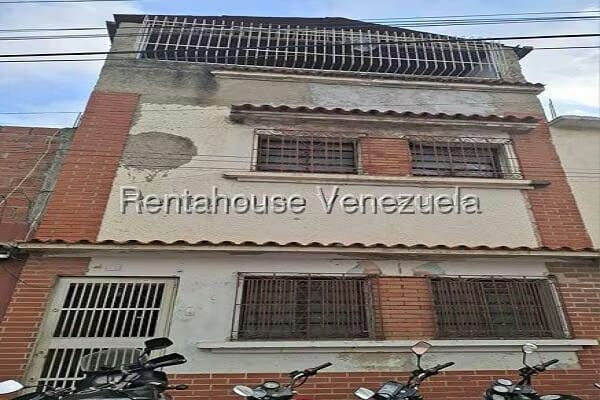 Casa (Multipes Niveles) en Venta en La Pastora, Distrito Metropolitano